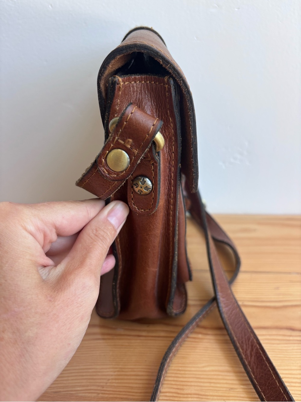 PATRICIA NASH CASCINA CROSSBODY BAG with Buckle LEATHER Cognac - Picture 6 of 15